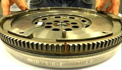 CONTROLLO DEL GIOCO RADIALE E ASSIALE PER I DMF VALEO